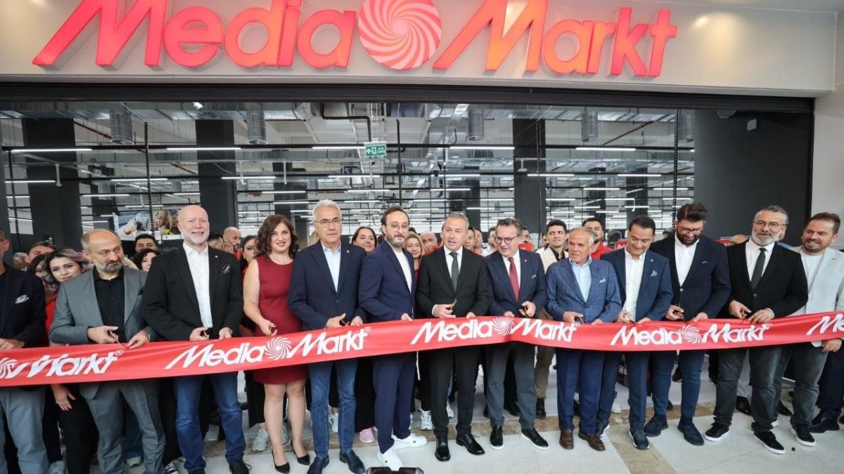 MediaMarkt CEO’su Hulusi Acar Sivas Mağazasını Açtı